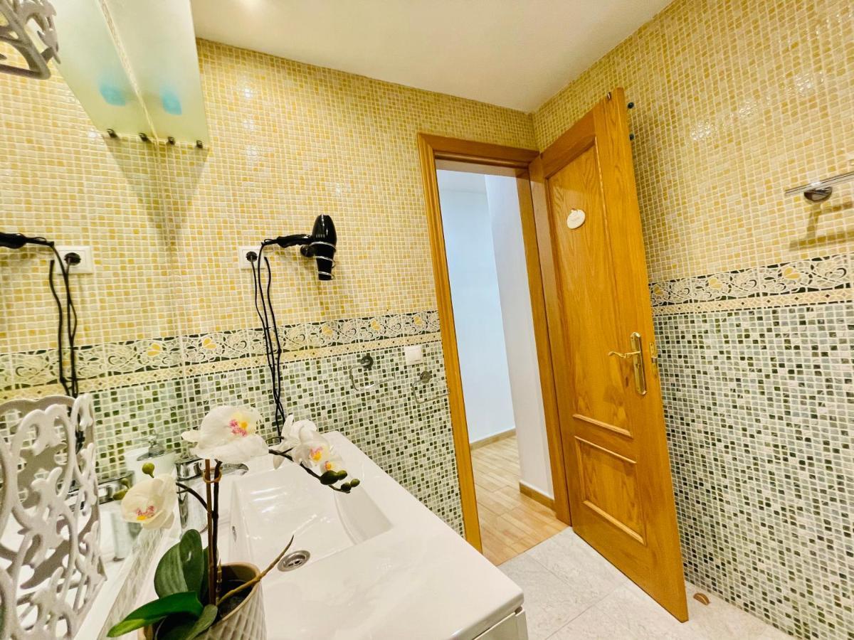 Torremolinos:appartement Avec Piscine Et Terrasse Appartamento *
